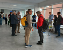 participants and organisers in the hallway