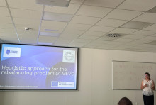 Hanna Furmańczyk leading the workshop
